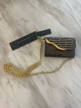 NWT Donna Karan Black Croc-Embossed Crossbody Wallet with Gold Chain